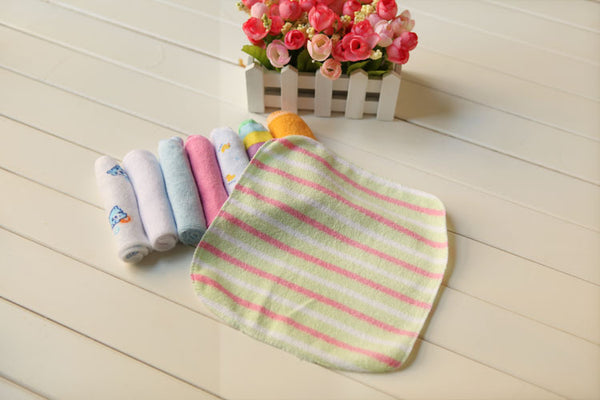 Baby feeding fashion towel